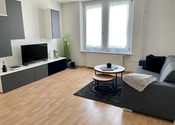 Gemuetliche An Bester Lage Im Kreis 4 Apartman